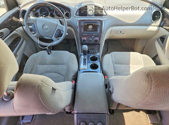 5GAKRAKDXHJ277458 2017 BUICK ENCLAVE Silver Dashboard view