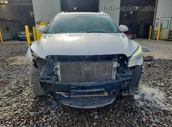 5GAKRBKD5GJ244520 2016 BUICK ENCLAVE White Widok z przodu