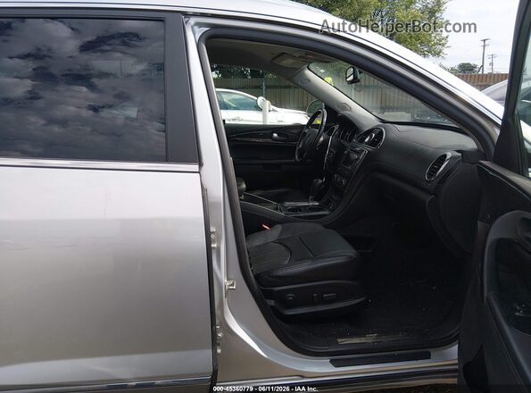 5GAKRBKD7HJ313712 2017 BUICK ENCLAVE Silver Front interior view