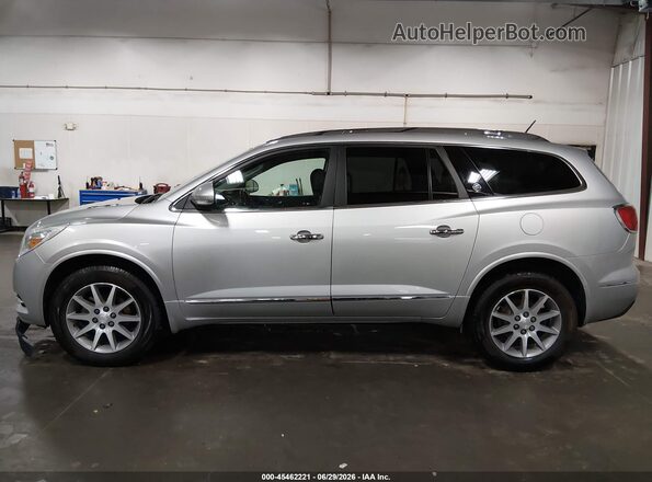 5GAKVBKD5HJ143975 2017 BUICK ENCLAVE Silver 360 interior view