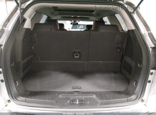 5GAKVBKD5HJ143975 2017 BUICK ENCLAVE Silver 