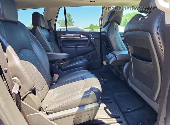 5GAKVBKDXHJ124838 2017 BUICK ENCLAVE Черный Вид задней части салона