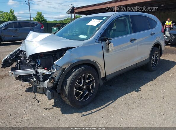 5J6RM4H45GL038563 2016 HONDA CR-V Silver Widok z przodu