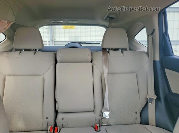 5J6RM4H57GL025841 2016 HONDA CR-V White Rear seats view