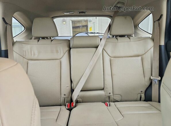 5J6RM4H76GL124068 2016 HONDA CR-V Gray Rear seats view