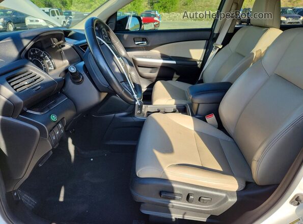 5J6RM4H93GL048312 2016 HONDA CR-V White Front interior view