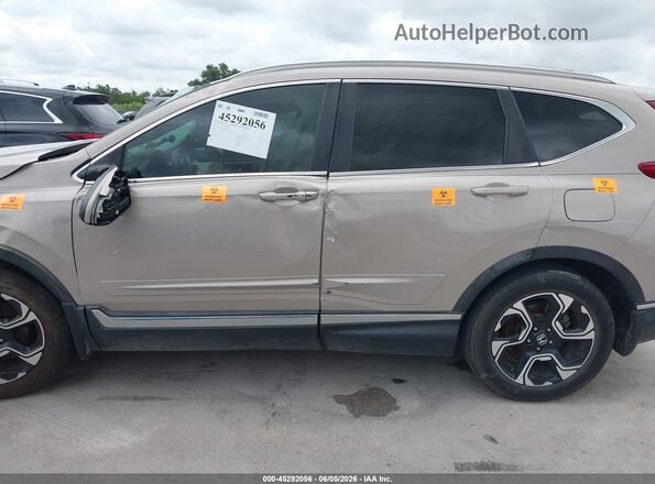 5J6RW1H95JL000018 2018 HONDA CR-V Gold Սալոնի 360 աստիճան տեսք