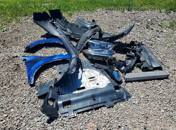 5J6RW2H22LL010033 2020 HONDA CR-V Blue 