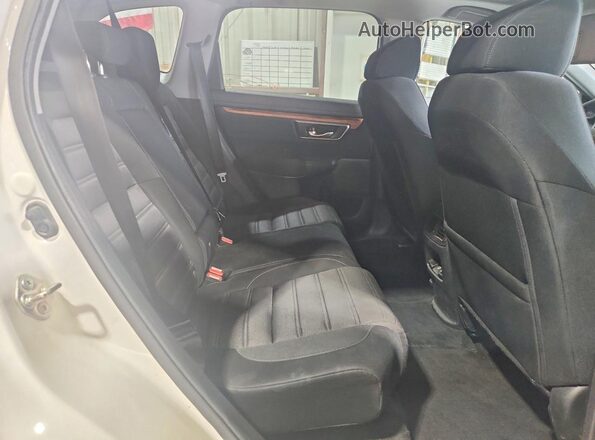 5J6RW2H50JL022964 2018 HONDA CR-V Белый Вид задней части салона