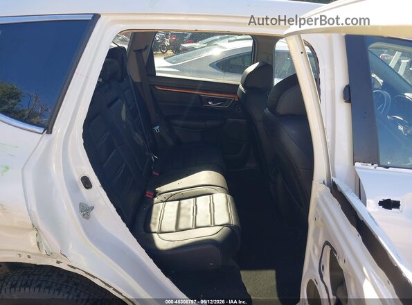 5J6RW2H83HL070060 2017 HONDA CR-V White VIN կոդի պիտակի տեսք