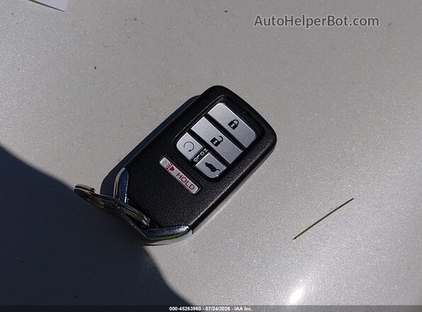 5J6RW2H83JL010740 2018 HONDA CR-V White Առջևի վահանակի տեսք