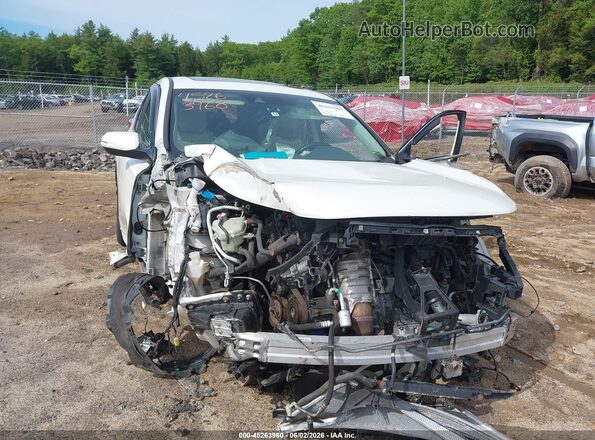 5J6RW2H83JL010740 2018 HONDA CR-V White 