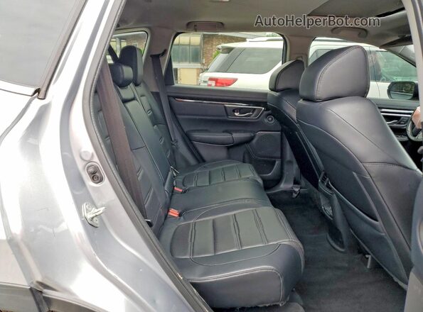 5J6RW2H89HL065168 2017 HONDA CR-V Silver Widok wnętrza z tyłu