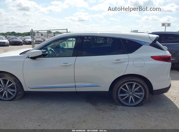 5J8TC1H55PL003786 2023 ACURA RDX White 360 interior view