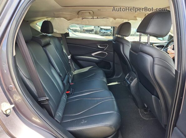 5J8TC2H35KL038552 2019 ACURA RDX Gray Вид задньої частини салону