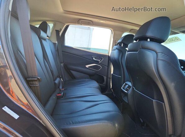 5J8TC2H36KL043114 2019 ACURA RDX Purple Vista interior trasera
