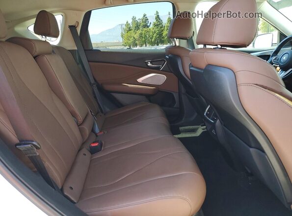 5J8TC2H55ML029189 2021 ACURA RDX White Вид задньої частини салону