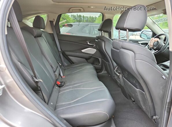 5J8TC2H58RL033194 2024 ACURA RDX Gray Вид задньої частини салону