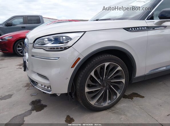 5LM5J7WC0PGL00712 2023 LINCOLN AVIATOR Beige 