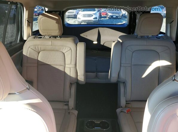5LM5J7WC1RGL05484 2024 LINCOLN AVIATOR Черный Вид задних сидений