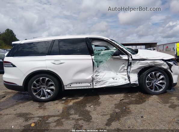 5LM5J7WC3SGL21286 2025 LINCOLN AVIATOR White Rear interior view