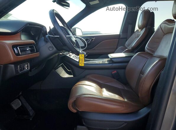 5LM5J7WC6MGL02492 2021 LINCOLN AVIATOR Gray Front interior view