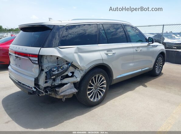 5LM5J7WC8LGL17512 2020 LINCOLN AVIATOR Champagne Rear right
