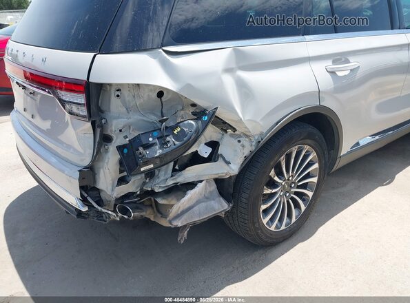 5LM5J7WC8LGL17512 2020 LINCOLN AVIATOR Champagne Front view