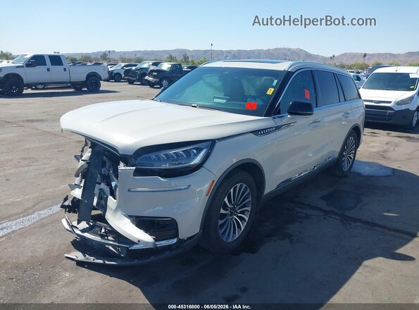 5LM5J7WC9NGL01600 2022 LINCOLN AVIATOR White Vista tres cuartos delantera izquierda