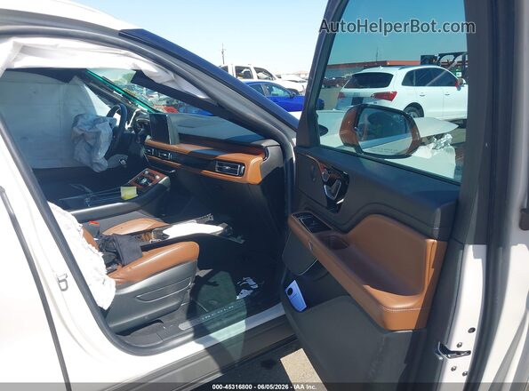 5LM5J7WC9NGL01600 2022 LINCOLN AVIATOR White Vista interior delantera