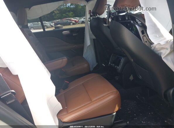 5LM5J7XC2PGL32219 2023 LINCOLN AVIATOR White Widok naklejki z numerem VIN