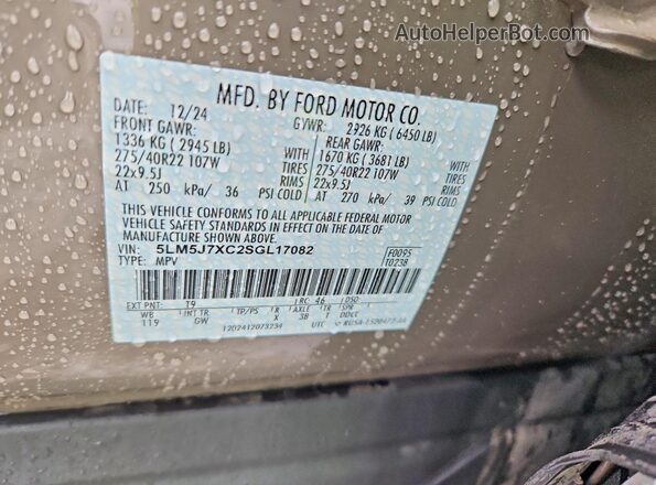 5LM5J7XC2SGL17082 2025 LINCOLN AVIATOR Brown Vista de la etiqueta del VIN