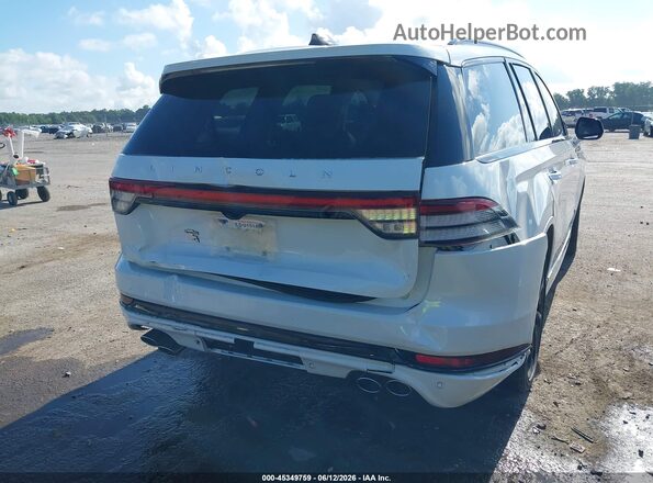 5LM5J7XC2TGL12434 2026 LINCOLN AVIATOR White Widok z przodu