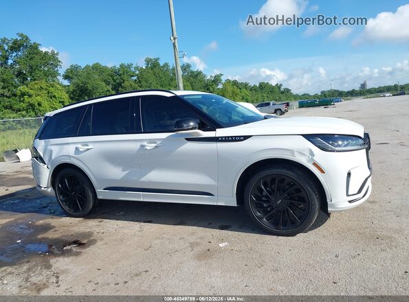 5LM5J7XC2TGL12434 2026 LINCOLN AVIATOR White Widok wnętrza z tyłu