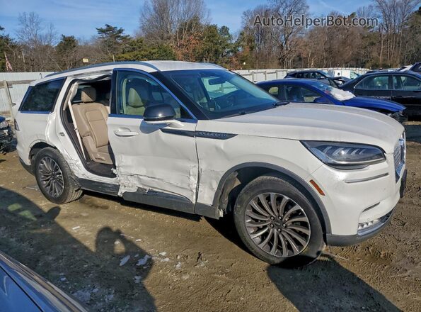 5LM5J7XC4LGL22415 2020 LINCOLN AVIATOR Белый Передняя правая четверть