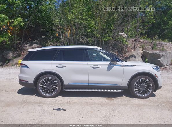 5LM5J7XC4MGL09858 2021 LINCOLN AVIATOR Кремовый Панорамный вид салона 360°
