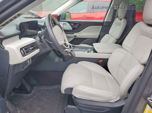 5LM5J7XC4SGL11395 2025 LINCOLN AVIATOR Gray Front interior view