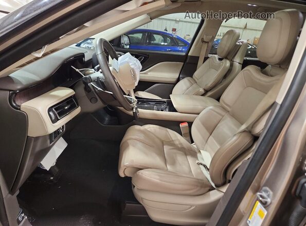 5LM5J7XC7LGL05074 2020 LINCOLN AVIATOR Tan წინა სალონის ხედი