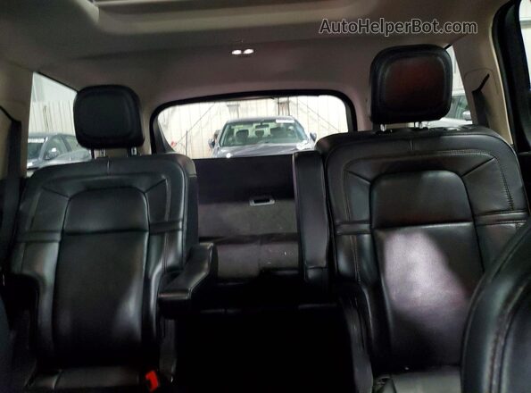5LM5J7XC7NGL02792 2022 LINCOLN AVIATOR White Vista de los asientos traseros