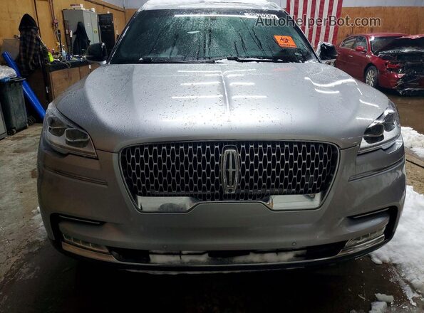 5LM5J7XC8LGL28685 2020 LINCOLN AVIATOR Gray Front view