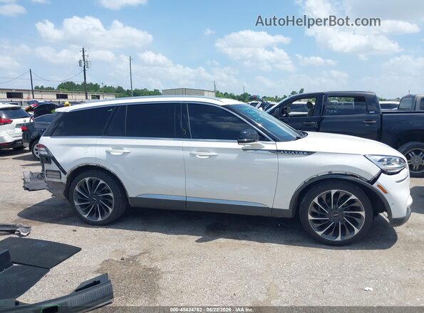 5LM5J7XC8LGL35748 2020 LINCOLN AVIATOR Белый Панорамный вид салона 360°