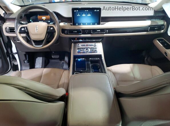 5LM5J7XC8NGL07466 2022 LINCOLN AVIATOR White Vista del salpicadero