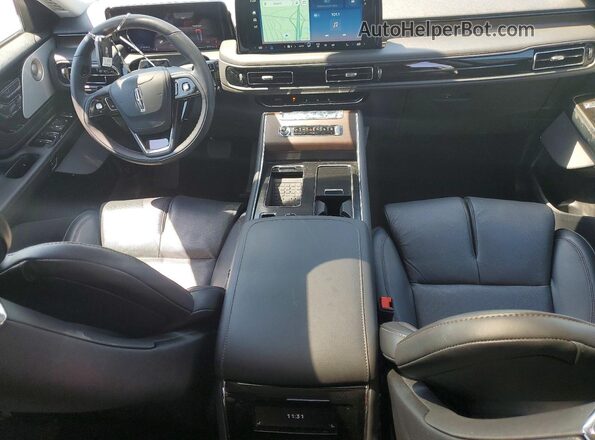 5LM5J7XC8SGL13277 2025 LINCOLN AVIATOR White Dashboard view