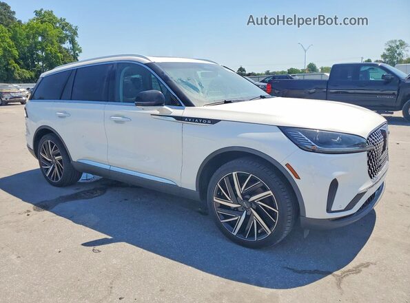 5LM5J7XC8SGL13277 2025 LINCOLN AVIATOR White Front right