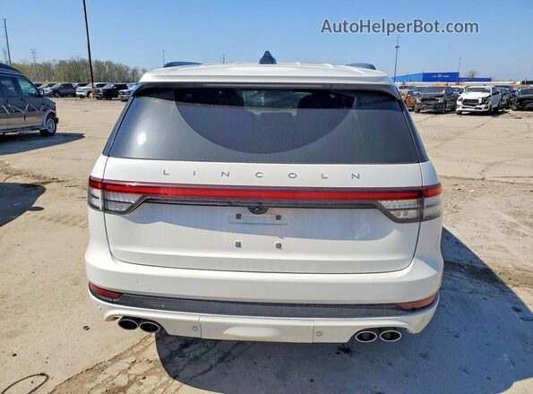 5LM5J7XC9SGL04927 2025 LINCOLN AVIATOR White Rear view