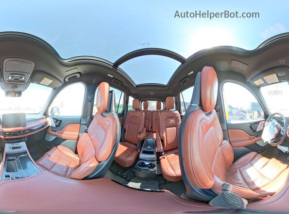 5LM5J7XC9SGL04927 2025 LINCOLN AVIATOR White 360 interior view