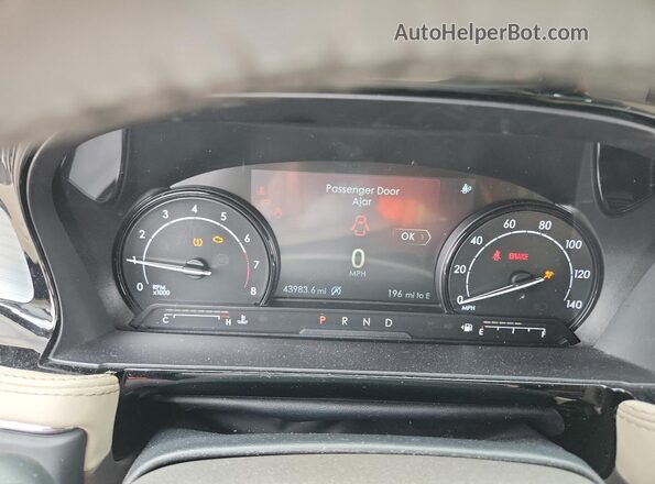 5LMCJ1C90LUL20337 2020 LINCOLN CORSAIR Черный Вид щитка приборов