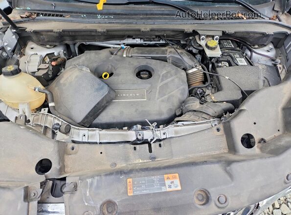 5LMCJ1C92KUL27143 2019 LINCOLN MKC Silver Вид задньої частини салону