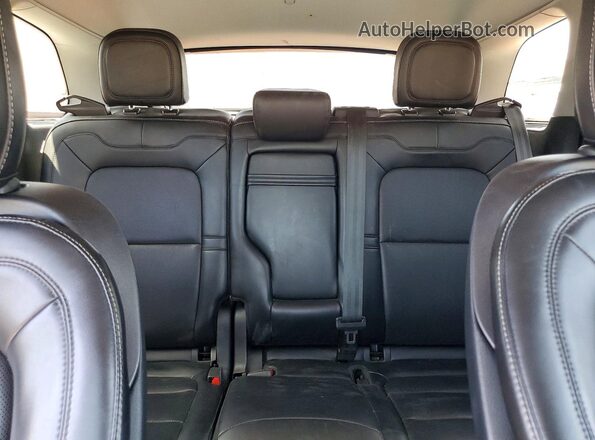5LMCJ1C92LUL27614 2020 LINCOLN CORSAIR Black Vista de los asientos traseros
