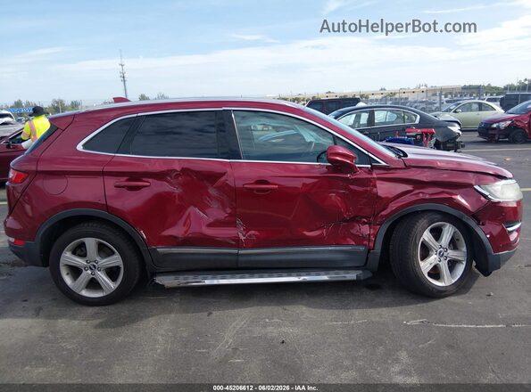 5LMCJ1C93HUL45708 2017 LINCOLN MKC Red Widok z przodu